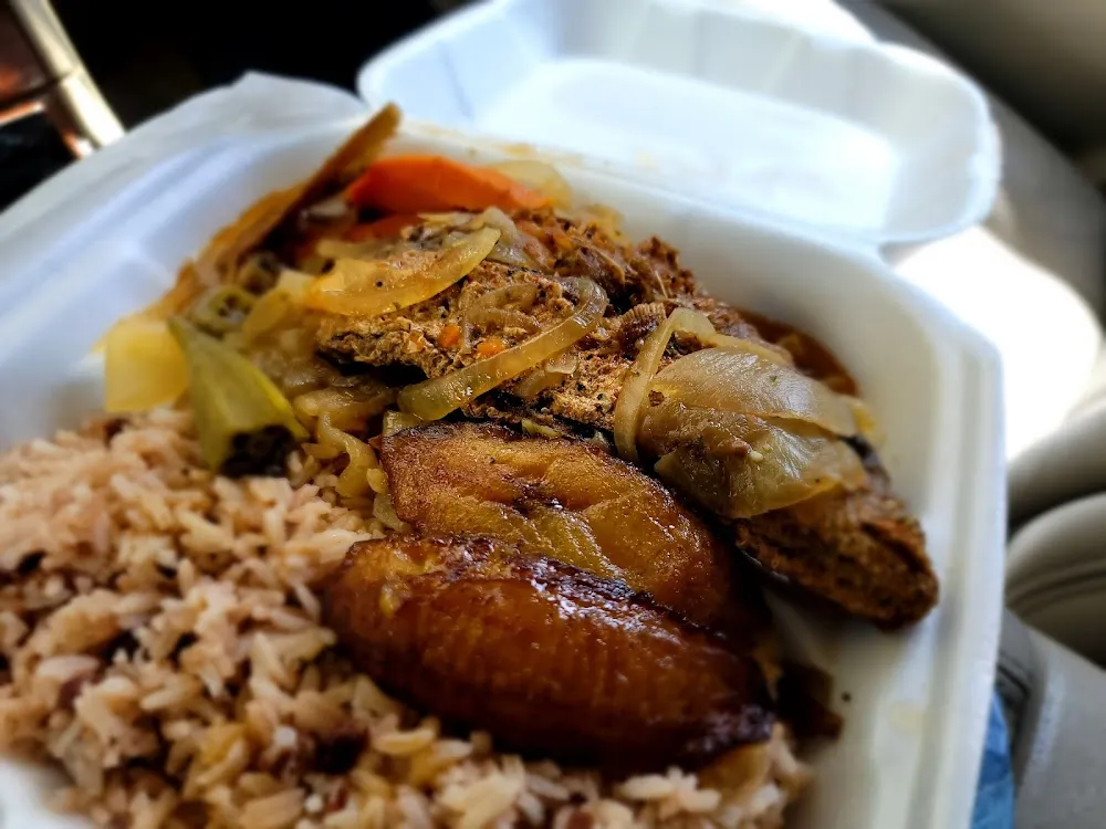 Half Jerk Chicken Dinner with Rice